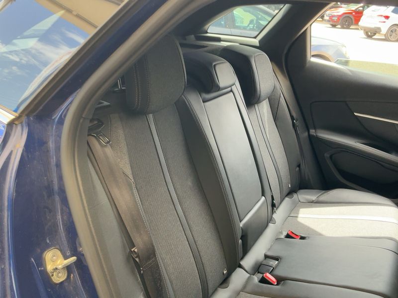 Peugeot 3008 1.5 Blue-HDi GT Line 2019 – снимка 19