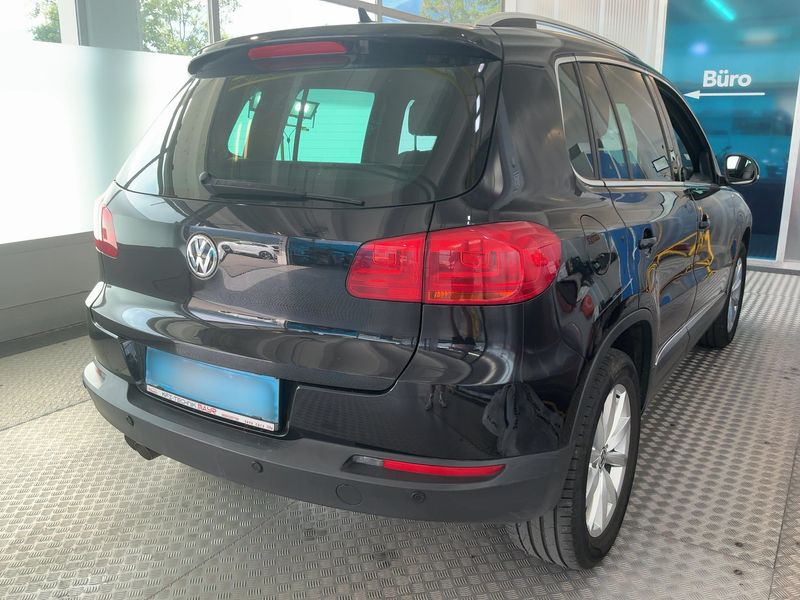 Volkswagen Tiguan 2.0 TDI Lounge Sport & Style 4Motion BlueMotion Tech 2015 – снимка 8