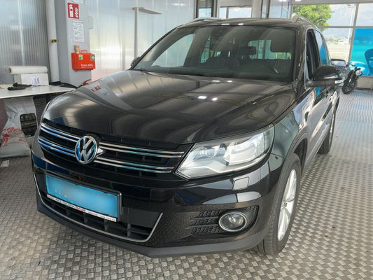 Volkswagen Tiguan 2.0 TDI Lounge Sport & Style 4Motion BlueMotion Tech 2015 – снимка 1