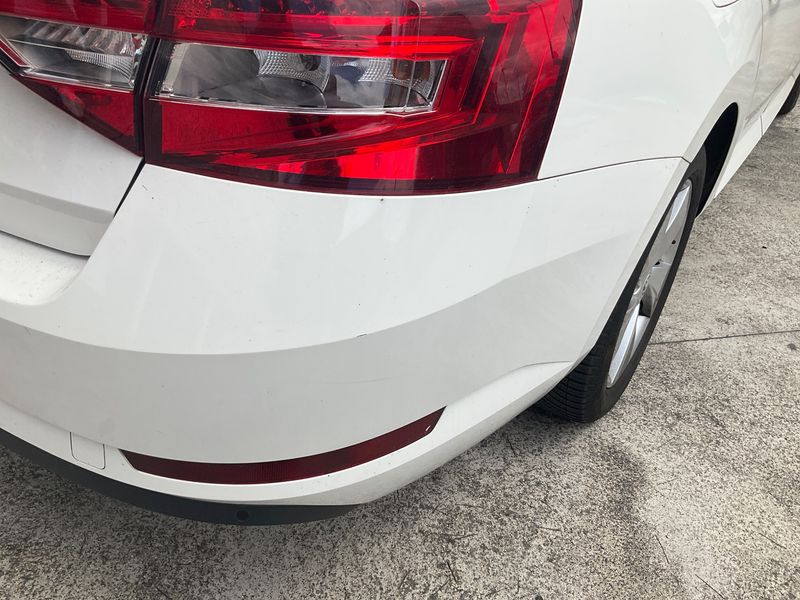 Skoda Superb 2.0 TDI Ambition 2018 – снимка 30