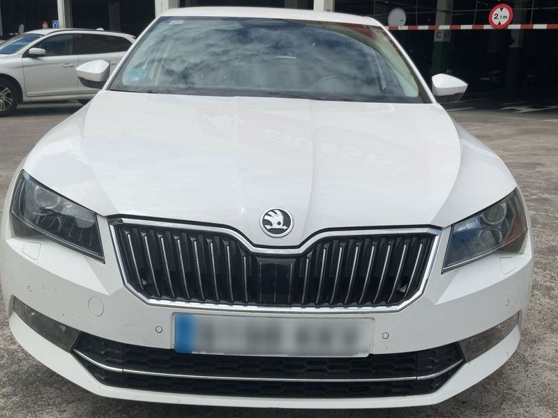 Skoda Superb 2.0 TDI Ambition 2018 – снимка 14