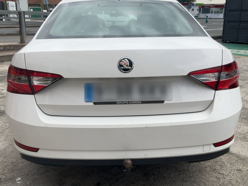 Skoda Superb 2.0 TDI Ambition 2018 – снимка 7