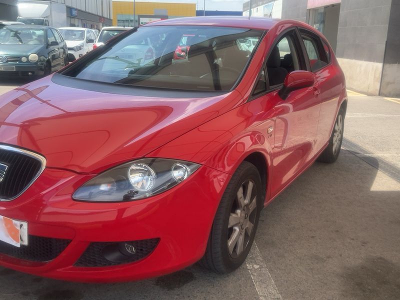 Seat Leon 2.0 TDI Stylance / Style 2008 – снимка 2