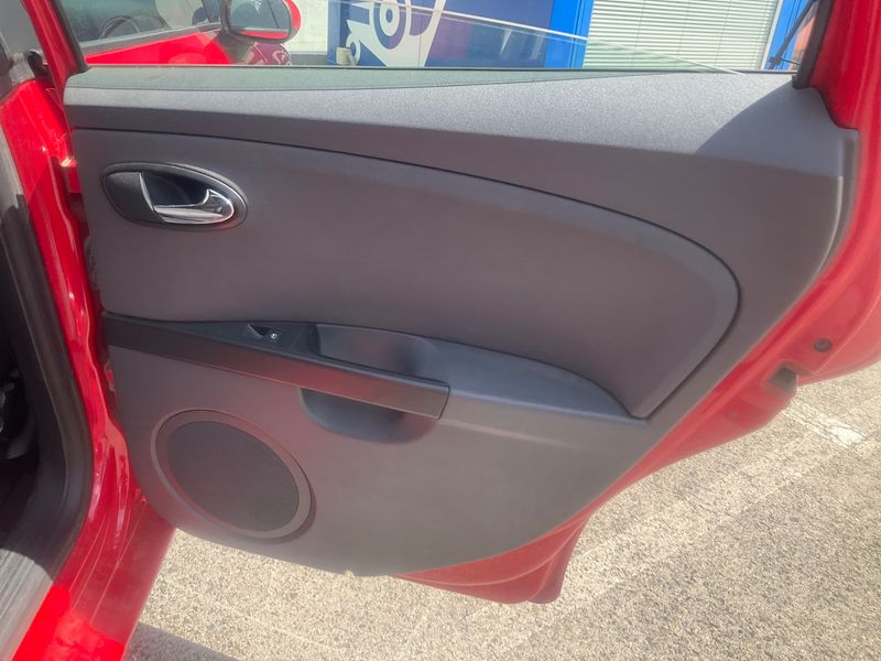 Seat Leon 2.0 TDI Stylance / Style 2008 – снимка 33