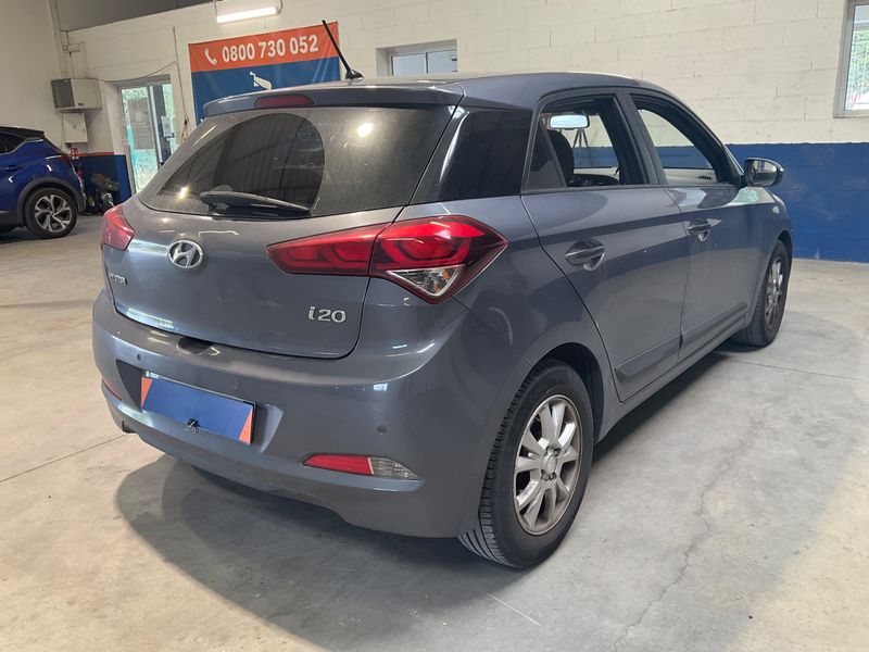 Hyundai i20 1.1 Edition Mondial 2016 – снимка 2
