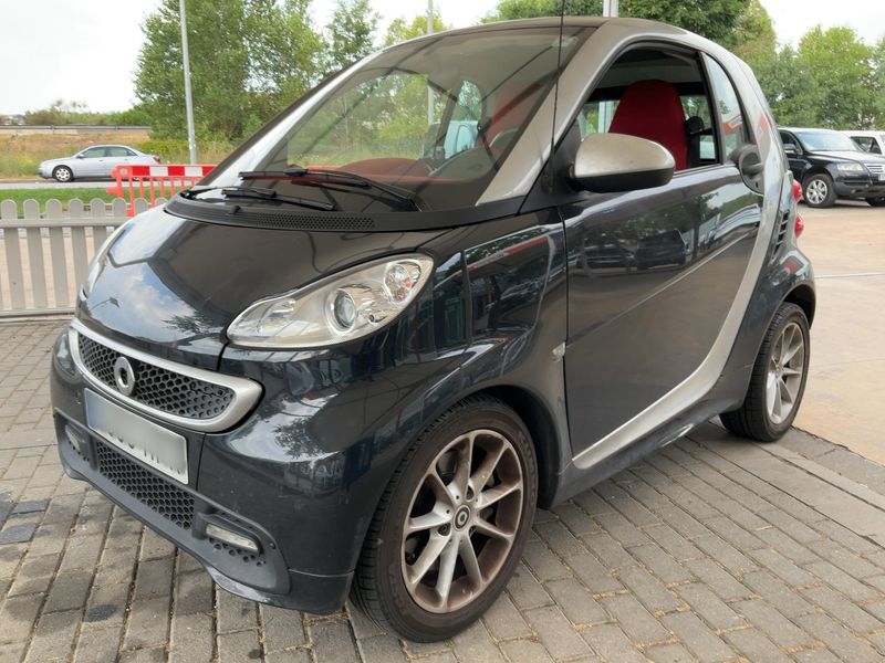 Smart fortwo 1.0 Micro Hybrid Drive passion 2013 – снимка 2