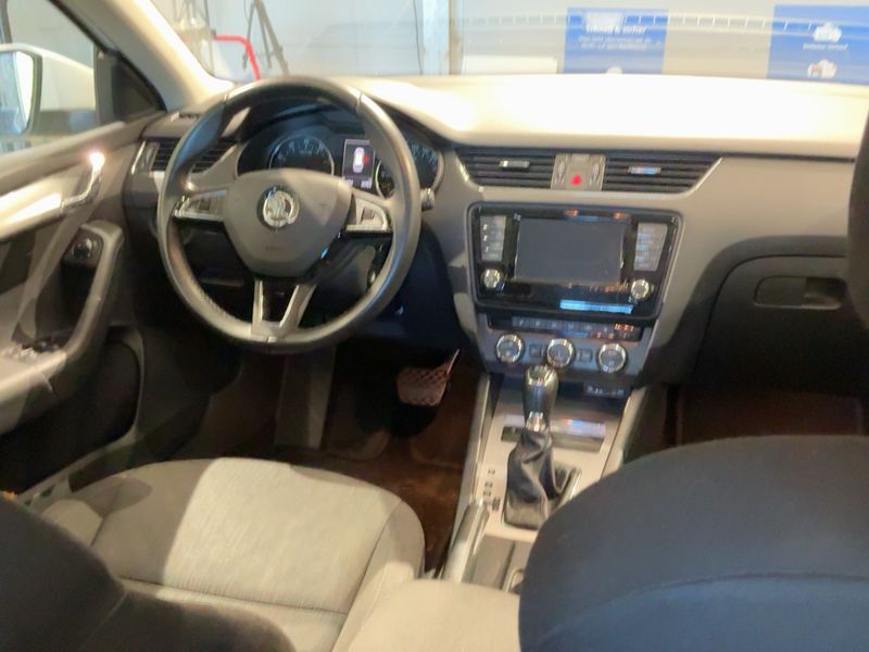 Skoda Octavia 1.4 TSI Style 2017 – снимка 18