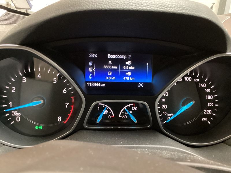 Ford Grand C-Max 1.0 EcoBoost Titanium 2018 – снимка 19