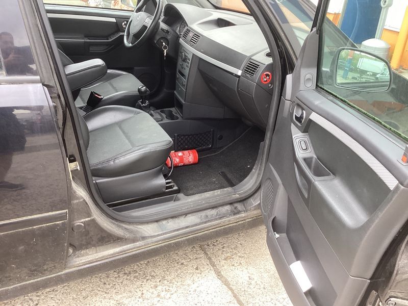 Opel Meriva 1.3 CDTI Innovation 2010 – снимка 3