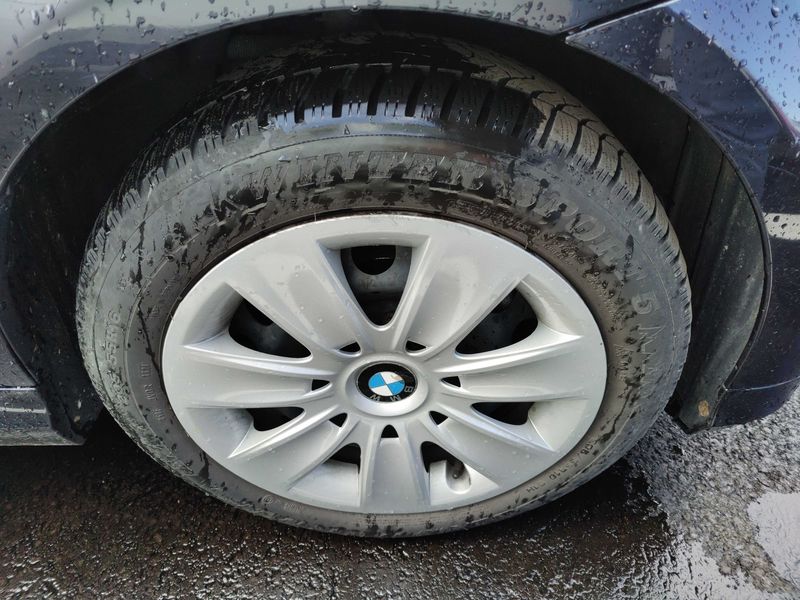 BMW 3er 320d xDrive 2012 – снимка 19