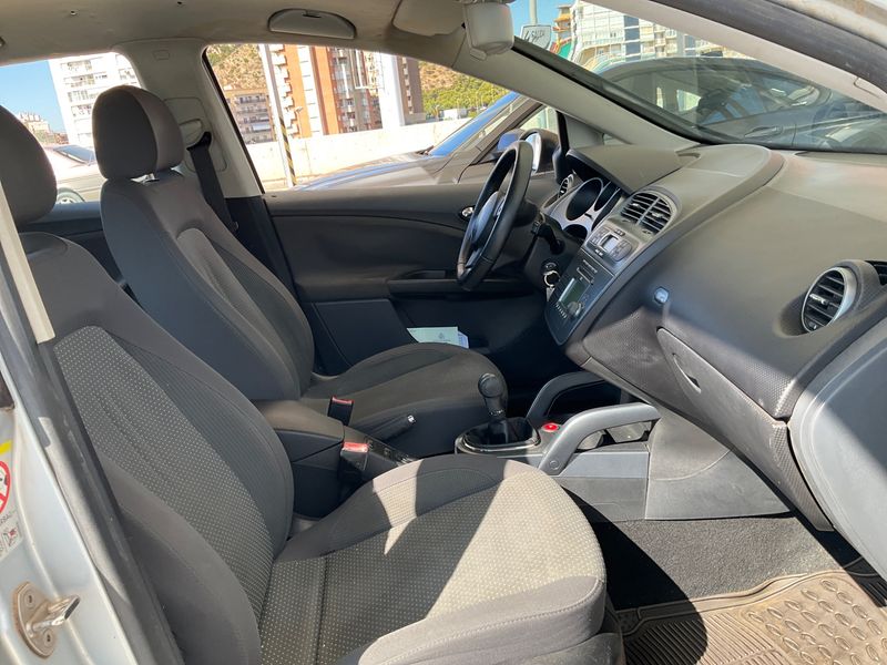 Seat Toledo 2.0 TDI Sport-up 2008 – снимка 3