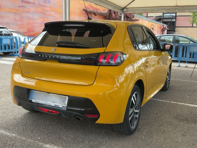 Peugeot 208 1.2 PureTech Allure Pack 2021 – снимка 8