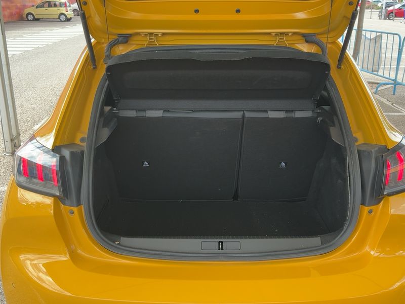 Peugeot 208 1.2 PureTech Allure Pack 2021 – снимка 15