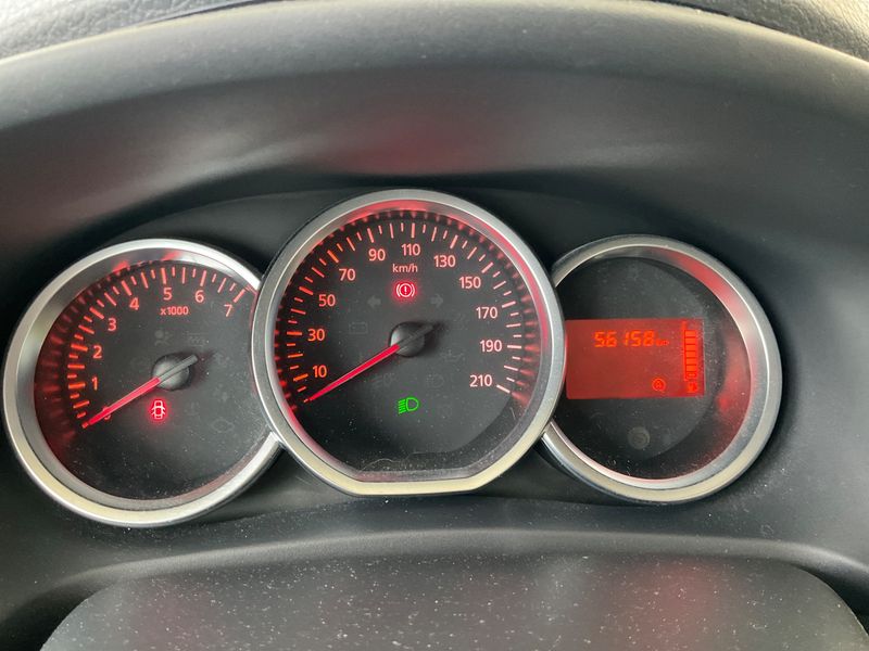 Dacia Logan 1.0 SCe Essential 2019 – снимка 18