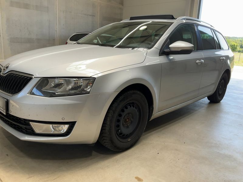 Skoda Octavia 1.6 TDI Style 2015 – снимка 2