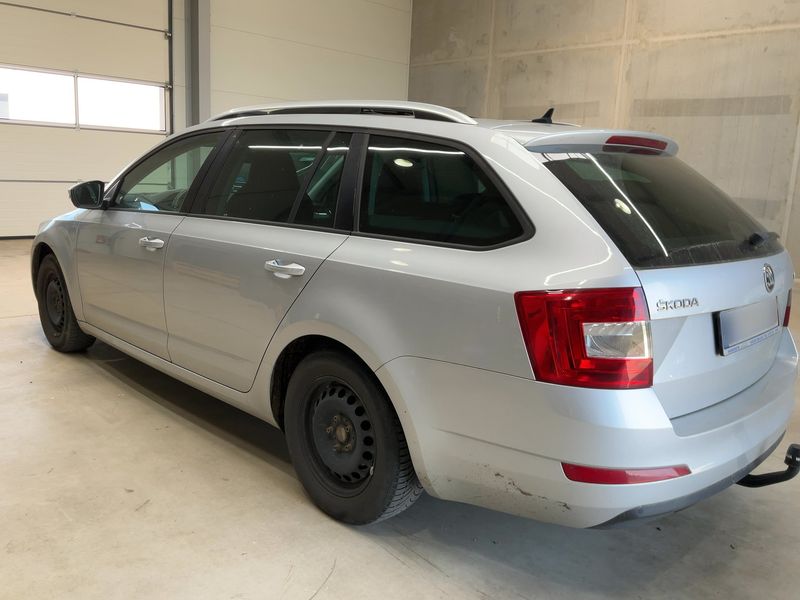 Skoda Octavia 1.6 TDI Style 2015 – снимка 6