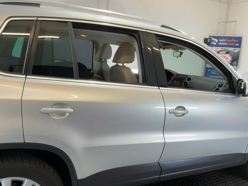Volkswagen Tiguan 2.0 TDI Sport & Style 4Motion 2010 – снимка 10