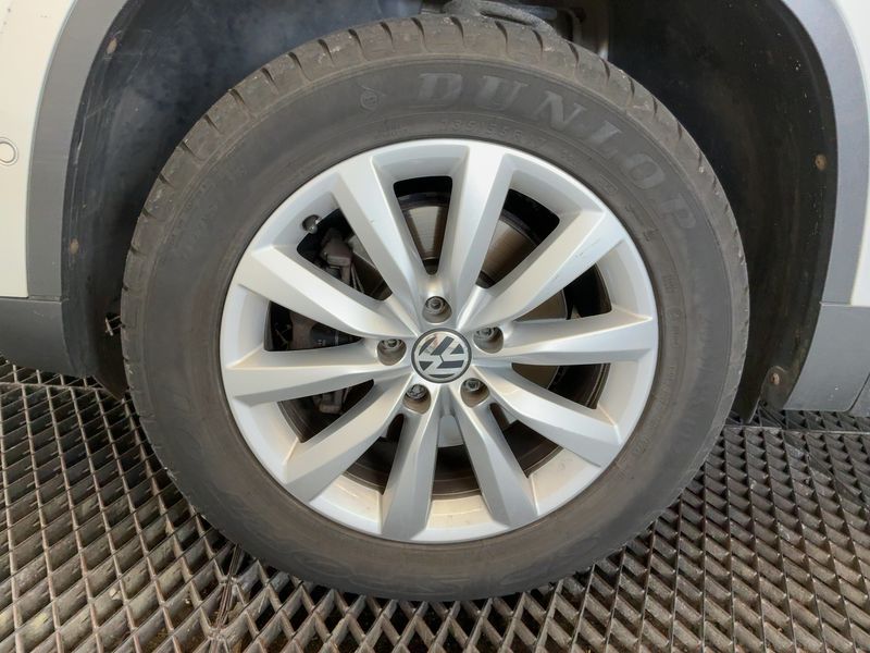 Volkswagen Tiguan 2.0 TDI Sport & Style 4Motion 2010 – снимка 3