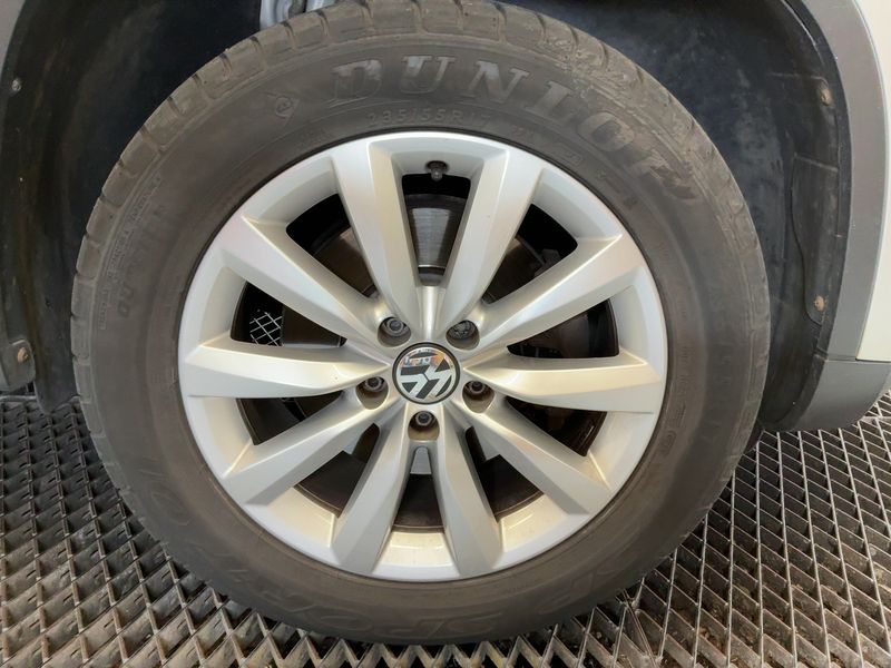 Volkswagen Tiguan 2.0 TDI Sport & Style 4Motion 2010 – снимка 11