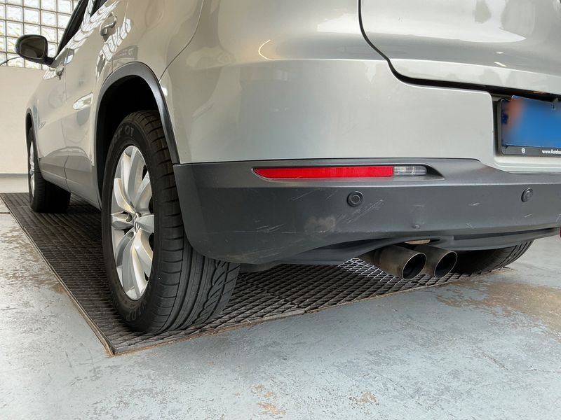 Volkswagen Tiguan 2.0 TDI Sport & Style 4Motion 2010 – снимка 45