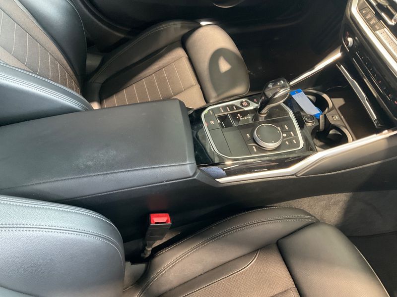 BMW 3er 330e xDrive Sport Line 2021 – снимка 23