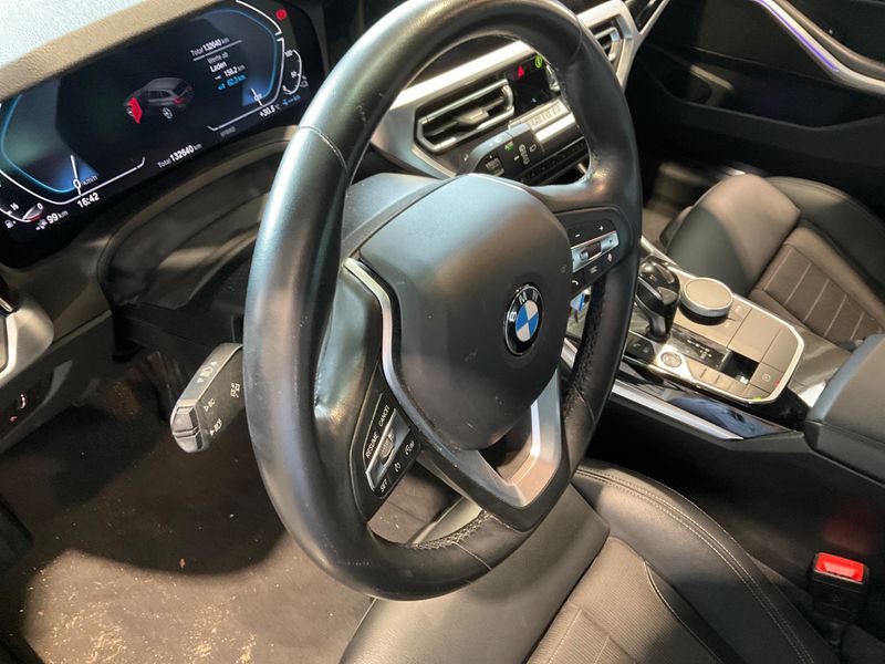 BMW 3er 330e xDrive Sport Line 2021 – снимка 22