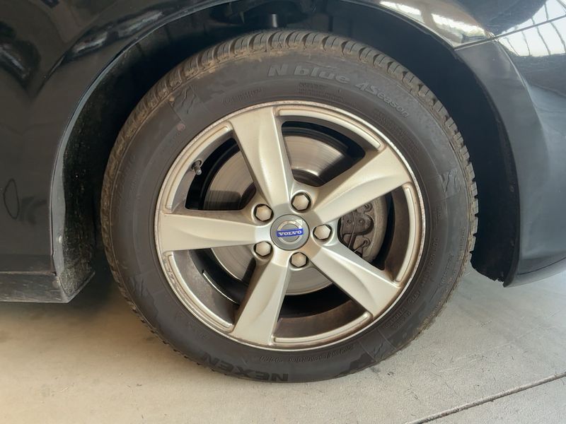 Volvo V40 2.0 D2 Kinetic 2016 – снимка 11