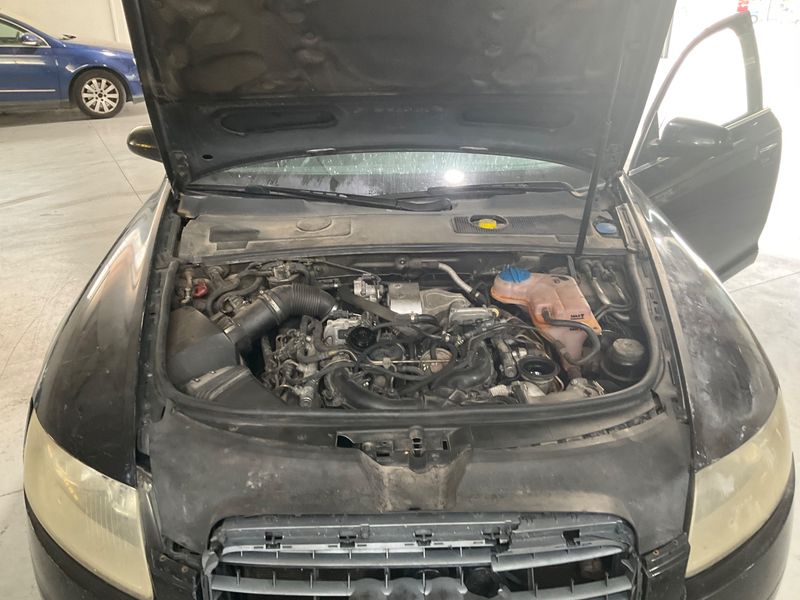 Audi A6 3.0 V6 TDI quattro 2006 – снимка на щета