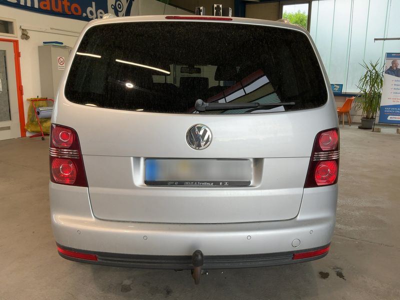 Volkswagen Touran 1.9 TDI United 2009 – снимка 7