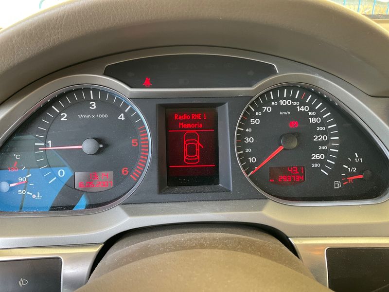 Audi A6 2.0 TDI 2007 – снимка 4