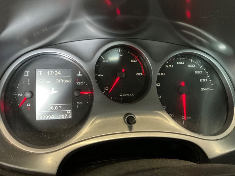 Seat Leon 1.6 TDI Style Copa Ecomotive 2012 – снимка 4