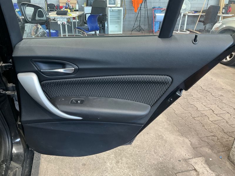 BMW 1er 118d 2012 – снимка 30
