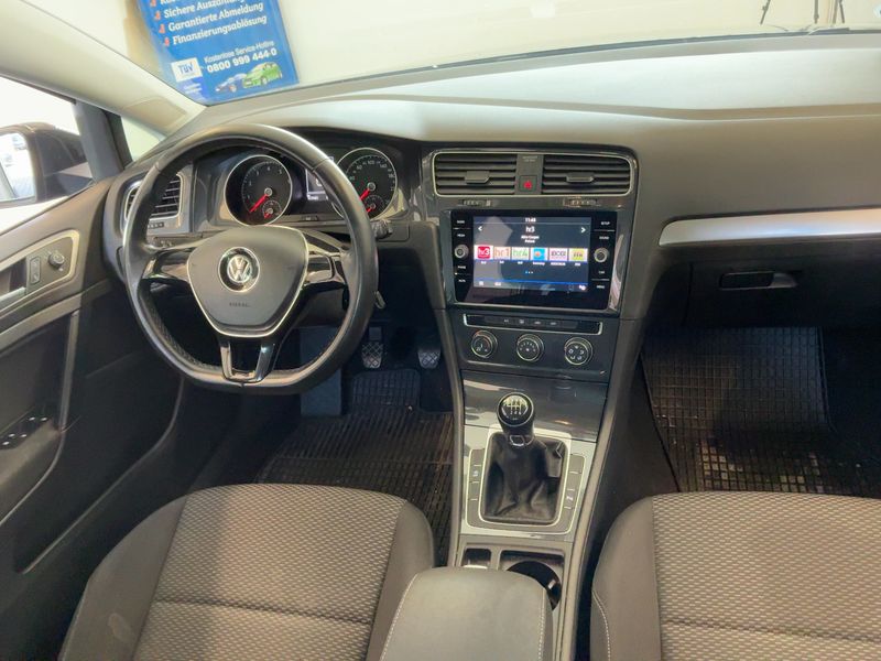 Volkswagen Golf VII 1.0 TSI Trendline BlueMotion Tech 2019 – снимка 17