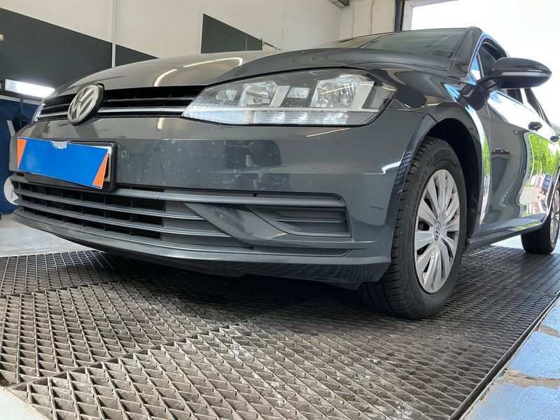Volkswagen Golf VII 1.0 TSI Trendline BlueMotion Tech 2019 – снимка 42