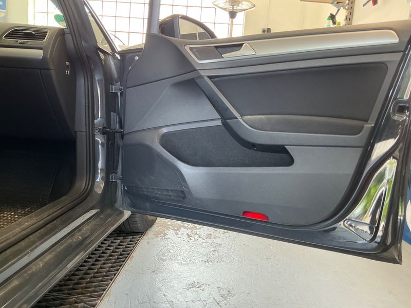 Volkswagen Golf VII 1.0 TSI Trendline BlueMotion Tech 2019 – снимка 25
