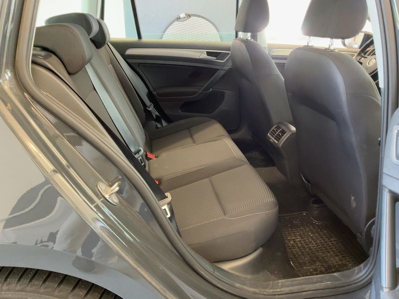 Volkswagen Golf VII 1.0 TSI Trendline BlueMotion Tech 2019 – снимка 19