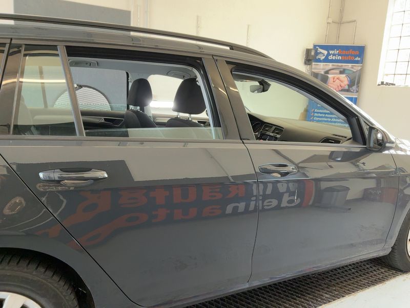 Volkswagen Golf VII 1.0 TSI Trendline BlueMotion Tech 2019 – снимка 10