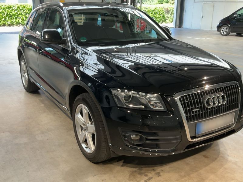 Audi Q5 2.0 TDI quattro 2010 – снимка 12