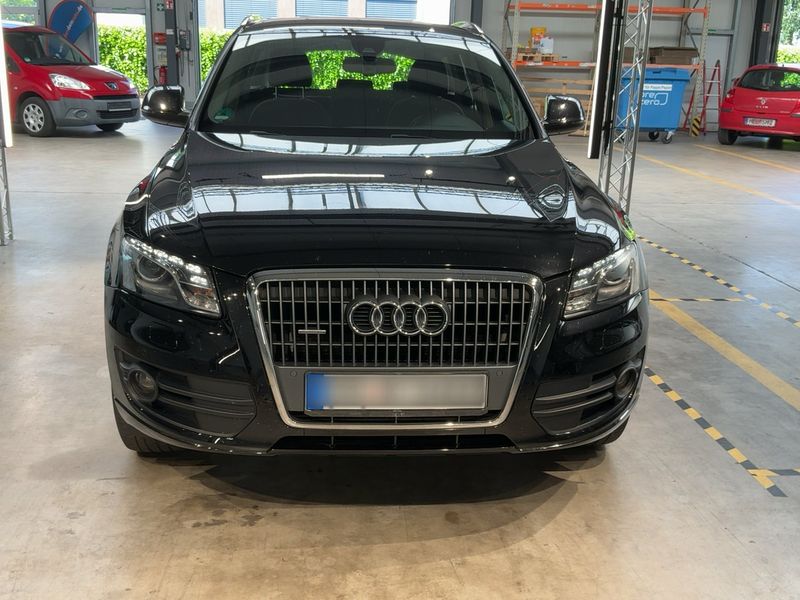 Audi Q5 2.0 TDI quattro 2010 – снимка 14