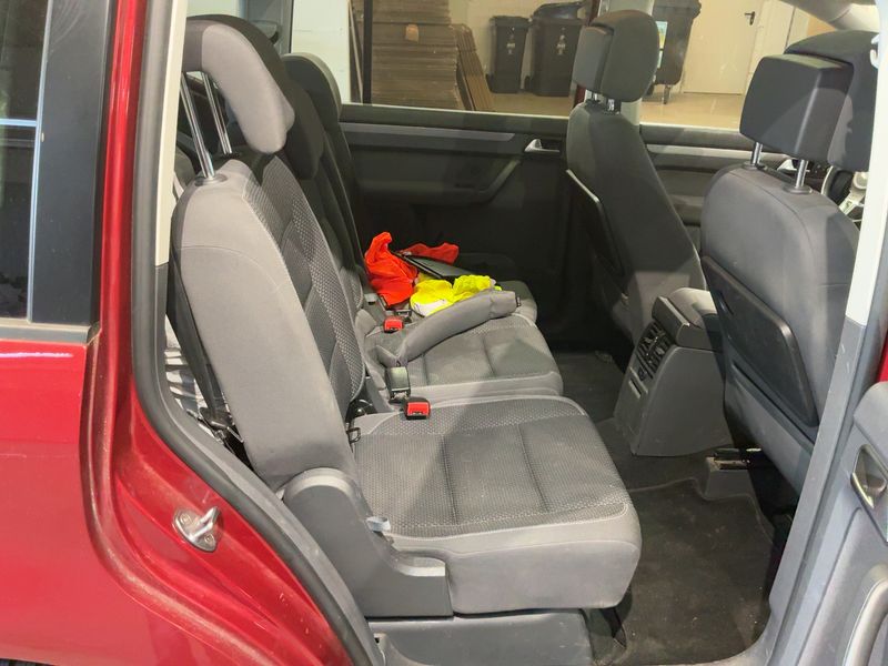 Volkswagen Touran 1.2 TSI Comfortline 2014 – снимка 20