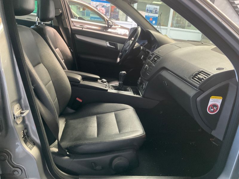 Mercedes-Benz C-Klasse C 200 CDI T Avantgarde 2009 – снимка 3
