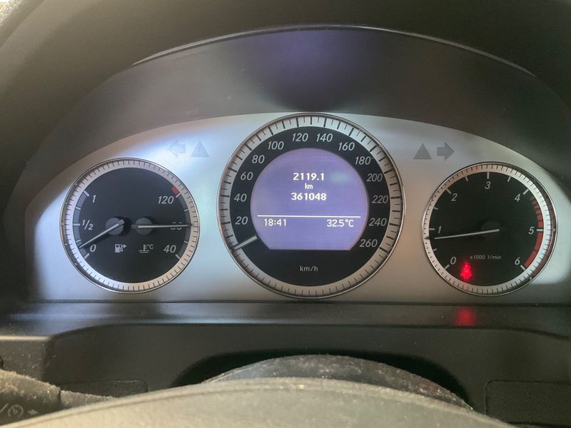 Mercedes-Benz C-Klasse C 200 CDI T Avantgarde 2009 – снимка 4