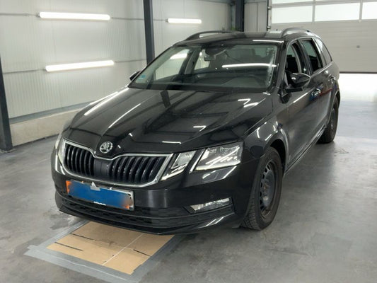 Skoda Octavia 2.0 TDI Ambition 2019 – снимка 1