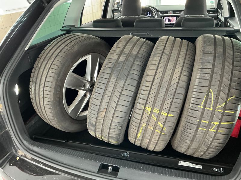 Skoda Octavia 2.0 TDI Ambition 2019 – снимка 15