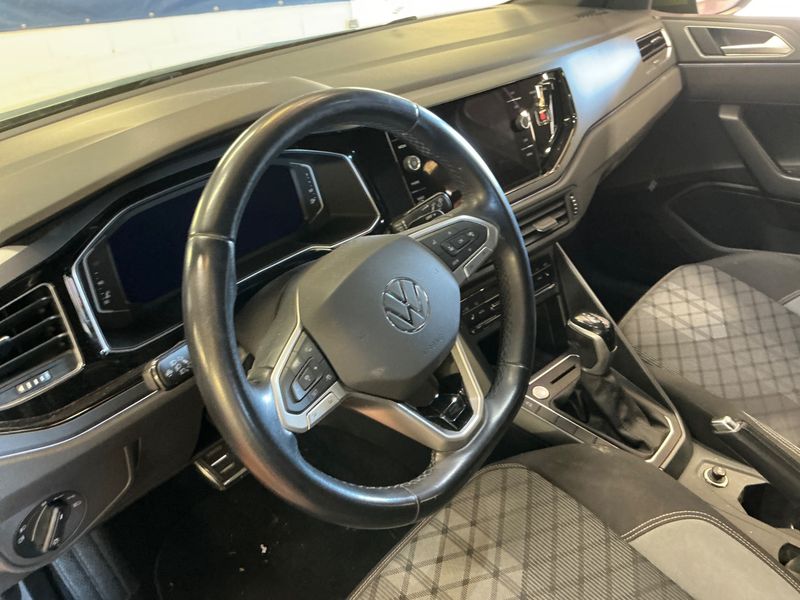 Volkswagen Taigo 1.5 TSI ACT R-Line 2023 – снимка 25