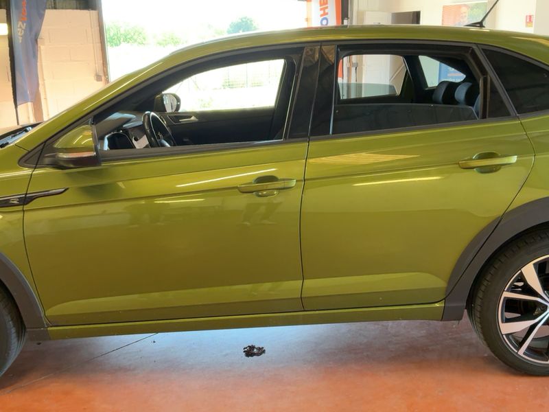 Volkswagen Taigo 1.5 TSI ACT R-Line 2023 – снимка 4