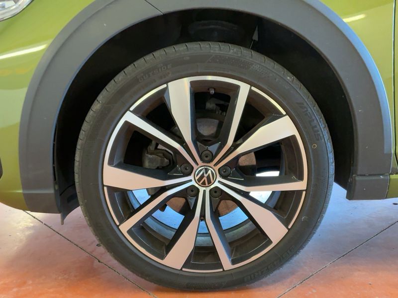 Volkswagen Taigo 1.5 TSI ACT R-Line 2023 – снимка 3