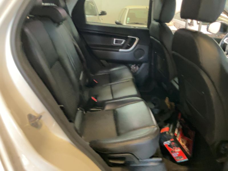 Land Rover Discovery Sport D150 SE FWD 2019 – снимка 19