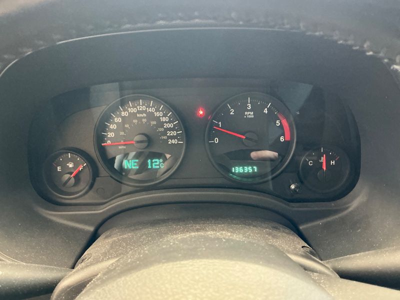 Jeep Compass 2.2 CRD Sport 4x4 2011 – снимка 18