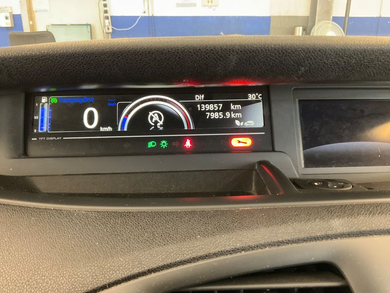 Renault Grand Scenic 1.5 dCi Paris 2013 – снимка 19